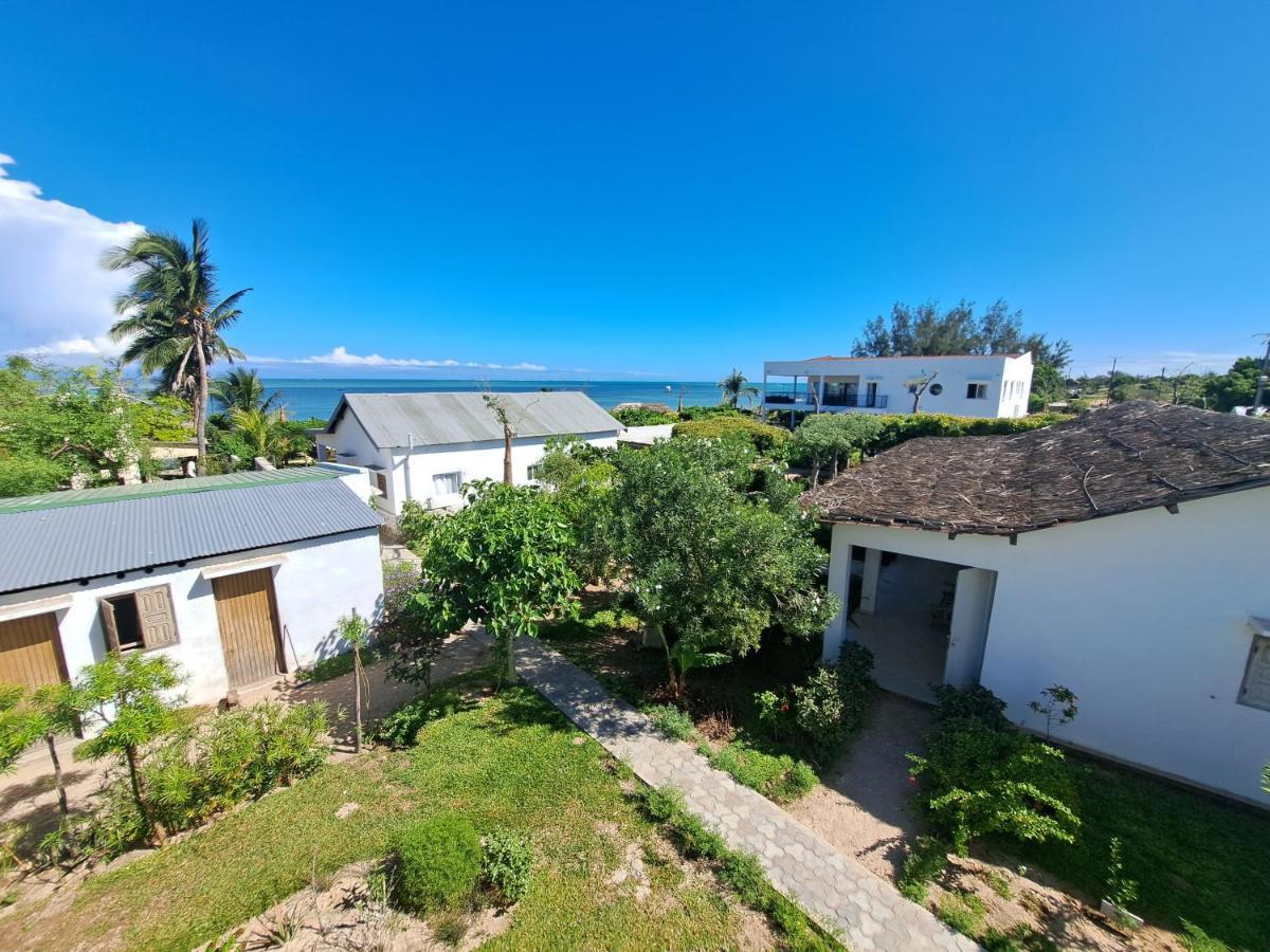 Aux 2 Metis Hotel Toliara Ngoại thất bức ảnh