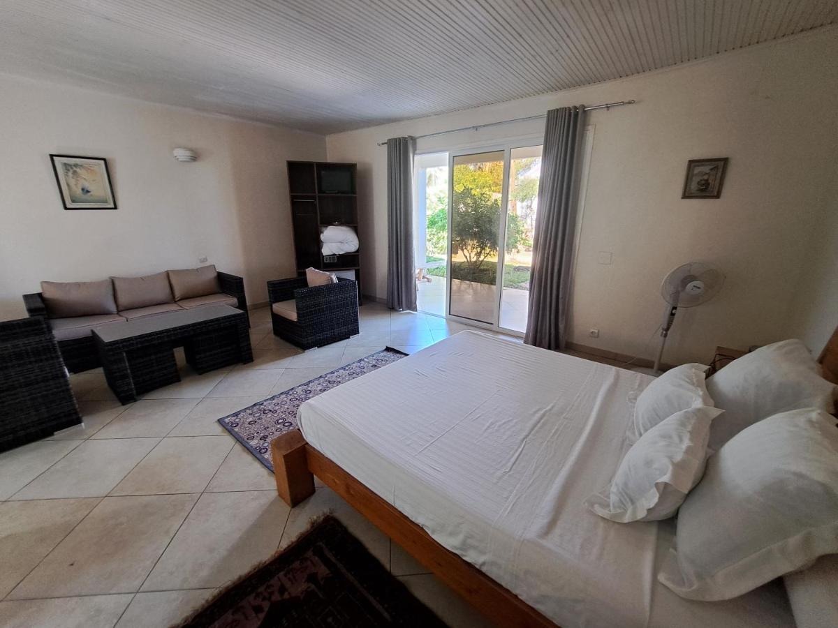Aux 2 Metis Hotel Toliara Ngoại thất bức ảnh